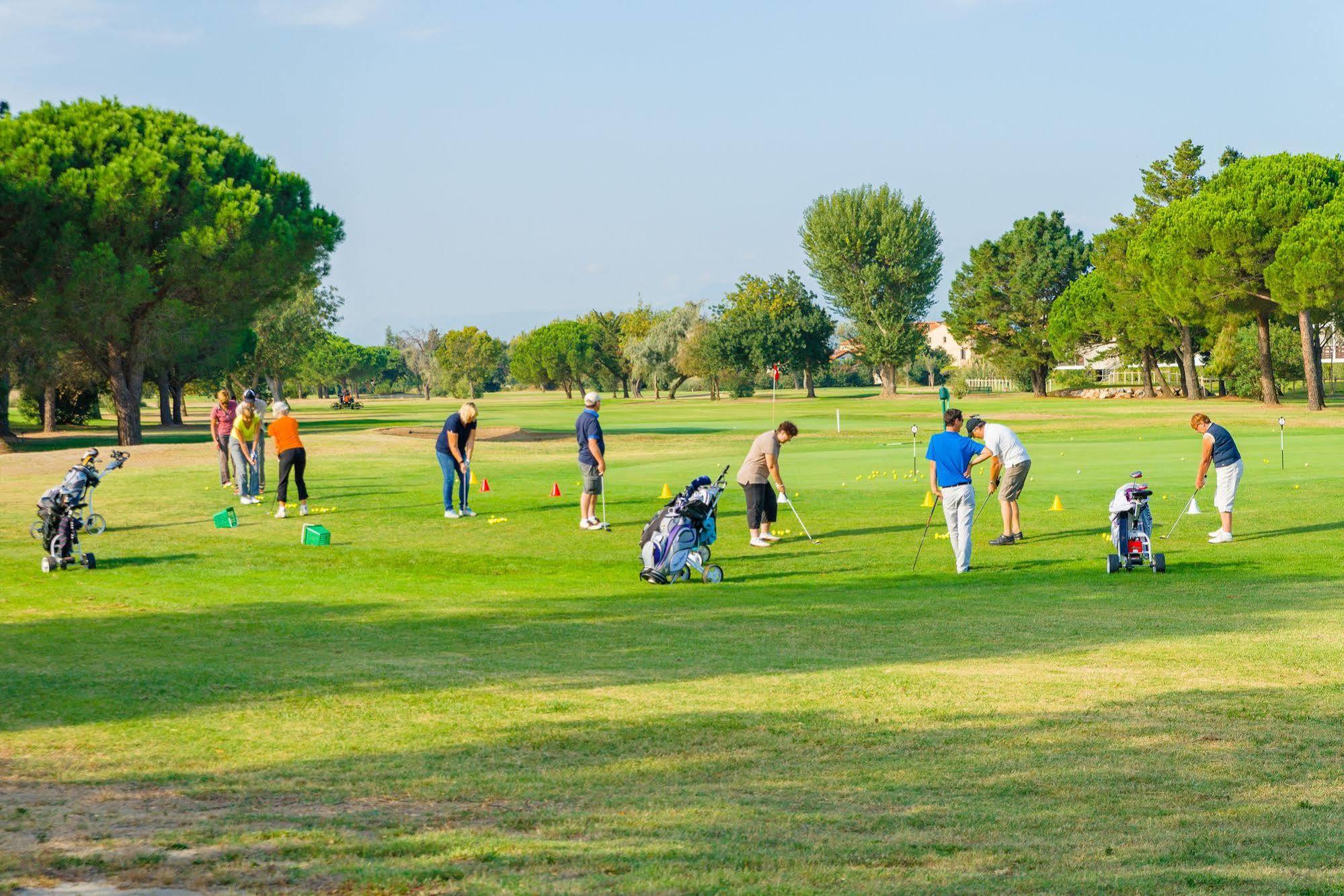 Lagrange Vacances Residence Du Golf Saint-Cyprien  Exterior photo